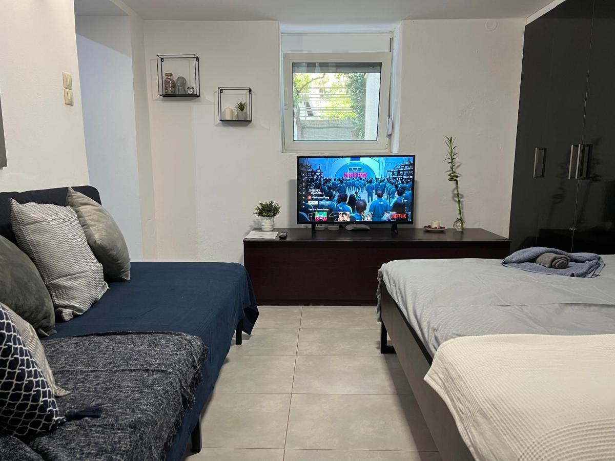 Glyfada Coast Studio Apartment Athens Ngoại thất bức ảnh